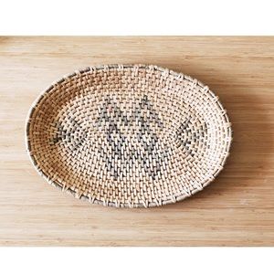 🎉 Host Pick 🎉 Oval Woven Boho Tray